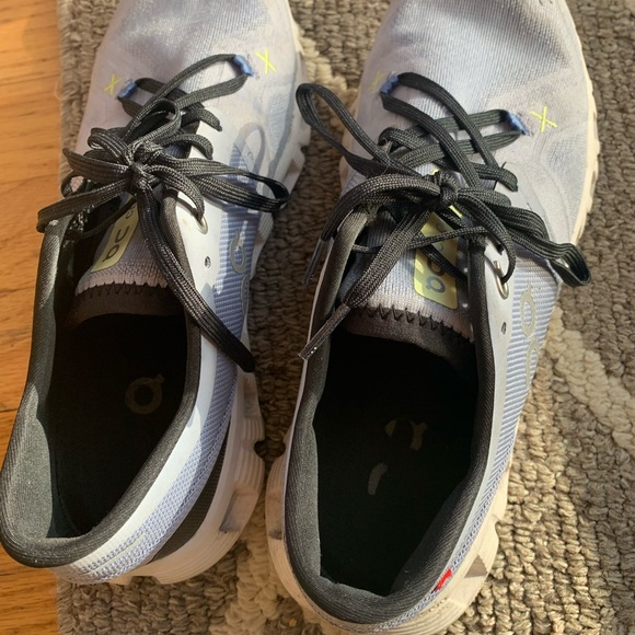 Women’s On Running Trainer X 3 Athletic Shoes - Picture 3 of 10